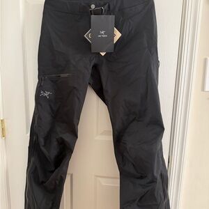 Arc'teryx Men's Black WaterProof Pants